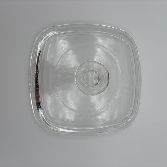 Pre-Owned Vintage Pyrex P-1 3/4- B CorningWare Blue Cornflower Casserole Dish - Picture 4 of 5